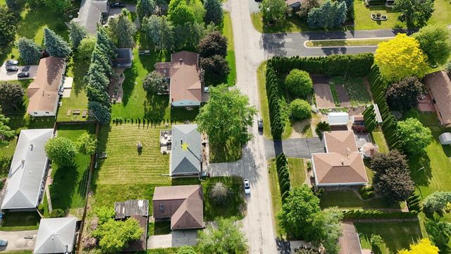 2715 W 1ST AVENUE, Appleton, WI 54914
