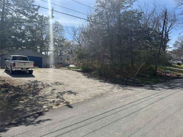 620 E Shepherd Street, Denison, TX 75021