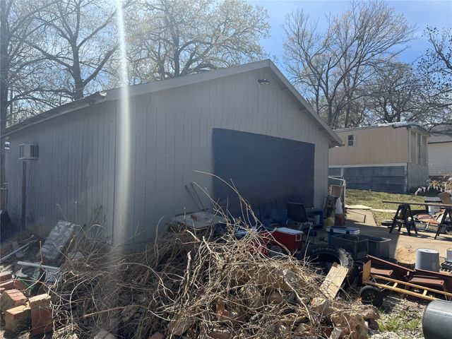 620 E Shepherd Street, Denison, TX 75021