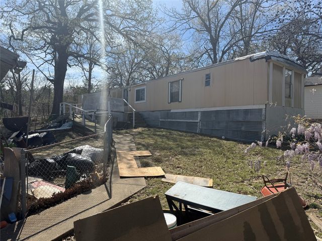 620 E Shepherd Street, Denison, TX 75021