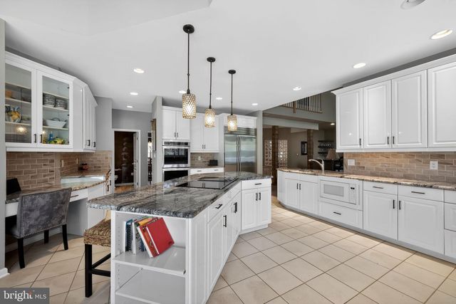 50 CAMEO DR, Cherry Hill, NJ 08003