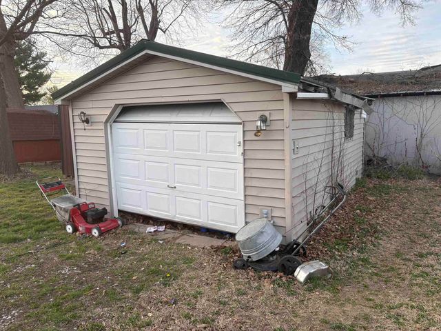 823 W Wood Street, Princeton, IN 47670