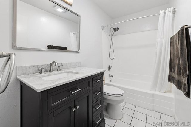 2530 Clairemont Dr 311, San Diego, CA 92117