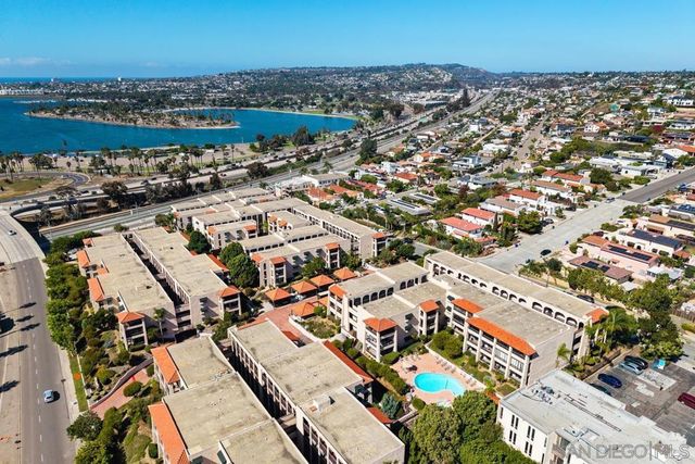 2530 Clairemont Dr 311, San Diego, CA 92117