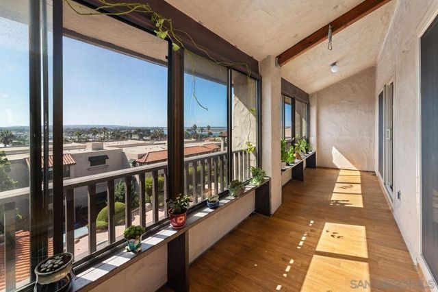 2530 Clairemont Dr 311, San Diego, CA 92117