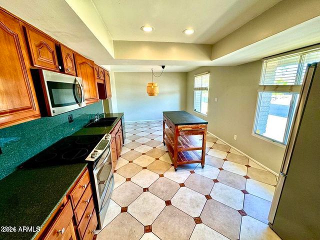 3635 E BLOOMFIELD Road, Phoenix, AZ 85032