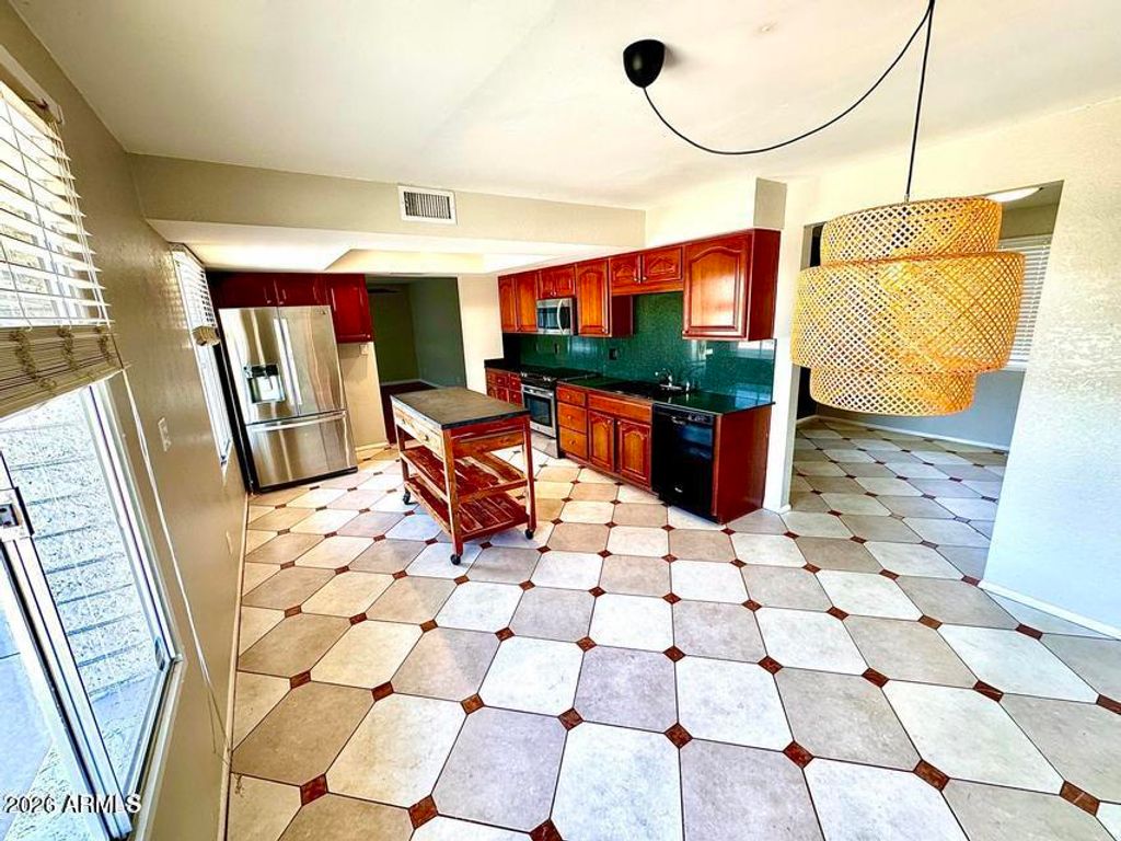 3635 E BLOOMFIELD Road, Phoenix, AZ 85032