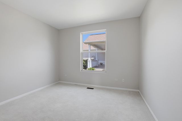 11832 Kensington Drive, Huntley, IL 60142