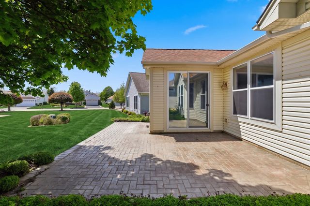 11832 Kensington Drive, Huntley, IL 60142