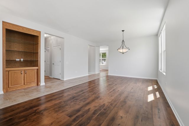 11832 Kensington Drive, Huntley, IL 60142