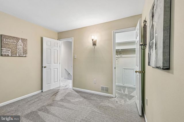 2484 FREETOWN DR, Reston, VA 20191