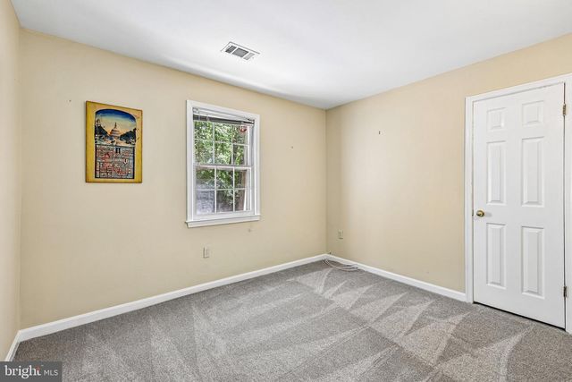 2484 FREETOWN DR, Reston, VA 20191