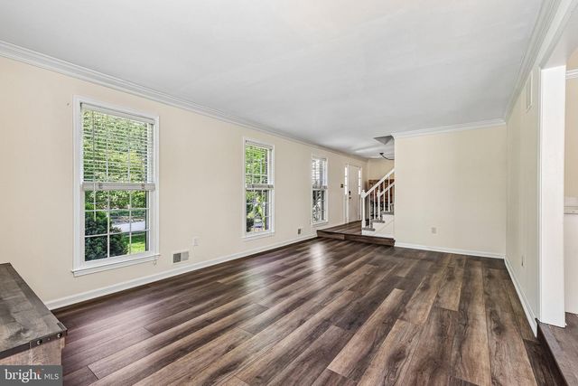 2484 FREETOWN DR, Reston, VA 20191