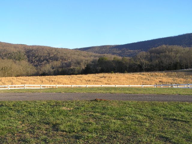 4114 Lower East Valley Road, Dunlap, TN 37327