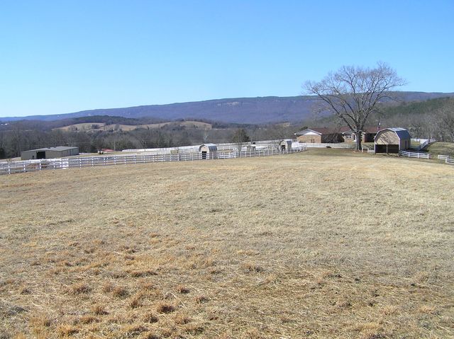 4114 Lower East Valley Road, Dunlap, TN 37327