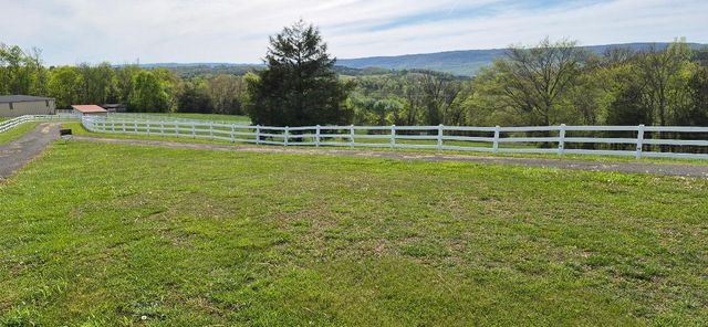 4114 Lower East Valley Road, Dunlap, TN 37327