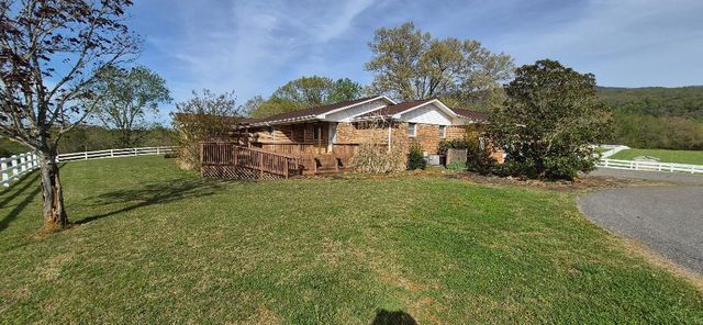 4114 Lower East Valley Road, Dunlap, TN 37327