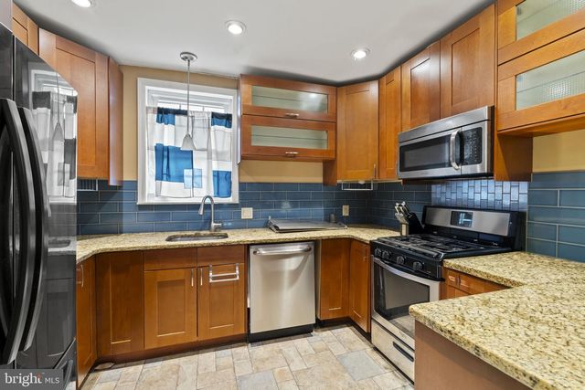 3523 SHEFFIELD AVE, Philadelphia, PA 19136