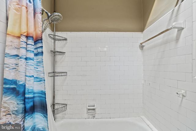 3523 SHEFFIELD AVE, Philadelphia, PA 19136