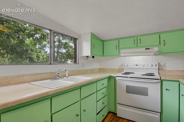 860 Prospect Place, Manitou Springs, CO 80829
