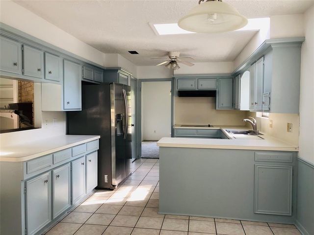 2123 Lakeville Drive, Houston, TX 77339