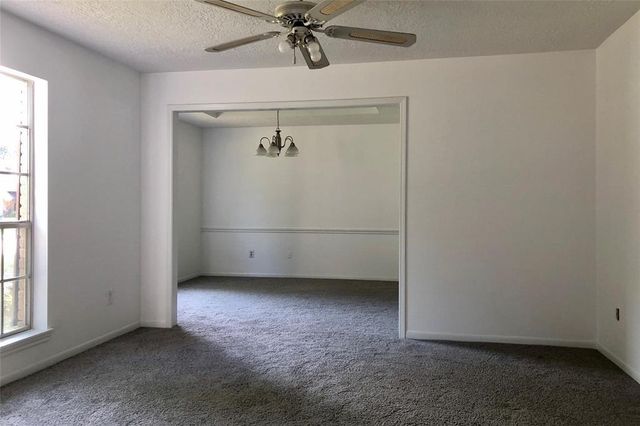 2123 Lakeville Drive, Houston, TX 77339