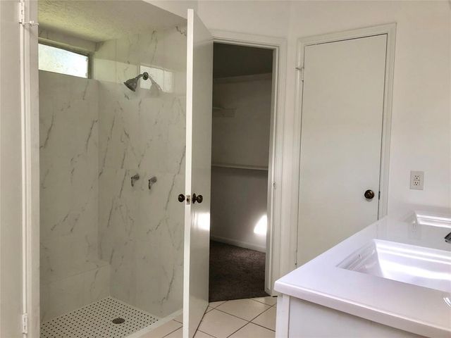 2123 Lakeville Drive, Houston, TX 77339