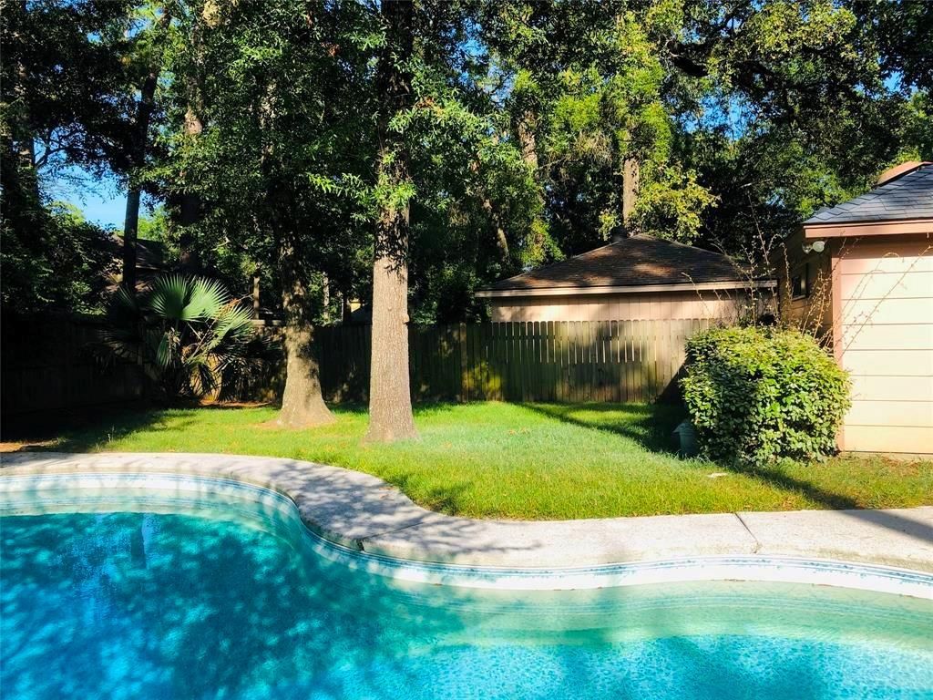 2123 Lakeville Drive, Houston, TX 77339