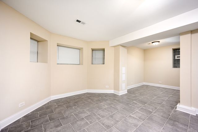 3536 W 12th Place G, Chicago, IL 60623