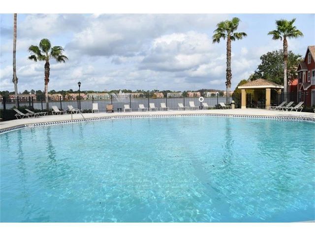 9408 LAKE CHASE ISLAND WAY 9408, Tampa, FL 33626