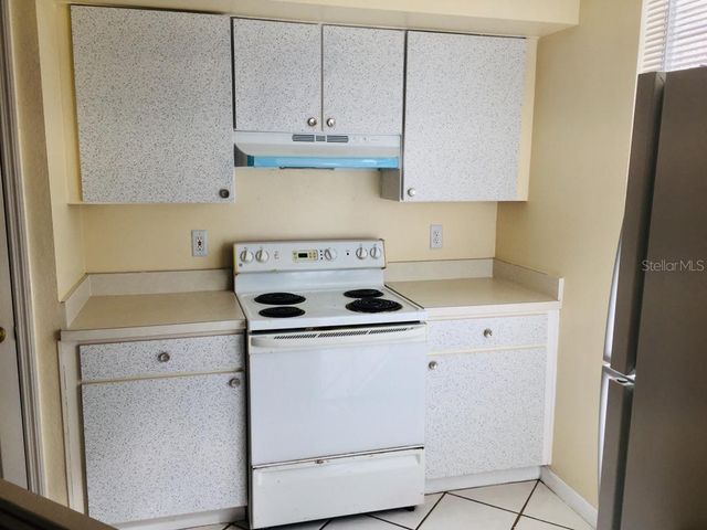 9408 LAKE CHASE ISLAND WAY 9408, Tampa, FL 33626