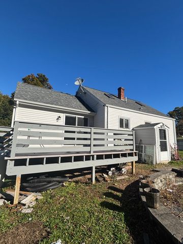 33 N Breault Street, Westport, MA 02790
