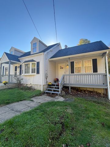 33 N Breault Street, Westport, MA 02790