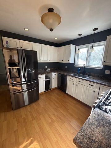 33 N Breault Street, Westport, MA 02790