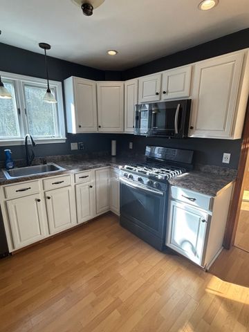 33 N Breault Street, Westport, MA 02790