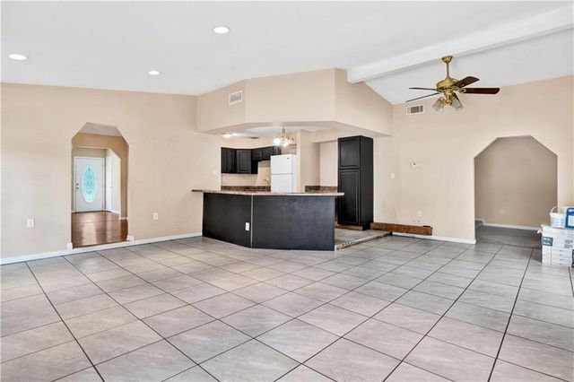 8461 Bayou Drive, Bayou La Batre, AL 36509