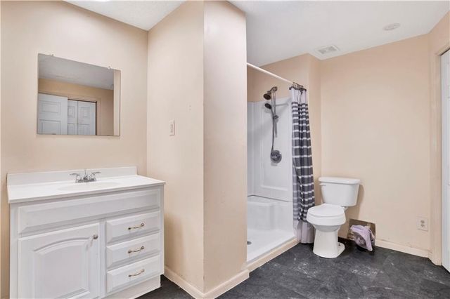 8461 Bayou Drive, Bayou La Batre, AL 36509