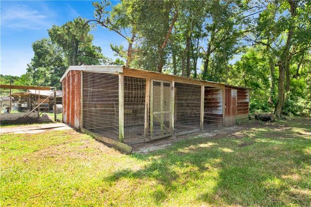 8461 Bayou Drive, Bayou La Batre, AL 36509