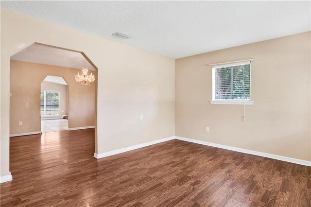 8461 Bayou Drive, Bayou La Batre, AL 36509