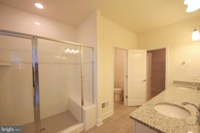 43229 CLARENDON SQ, Ashburn, VA 20148