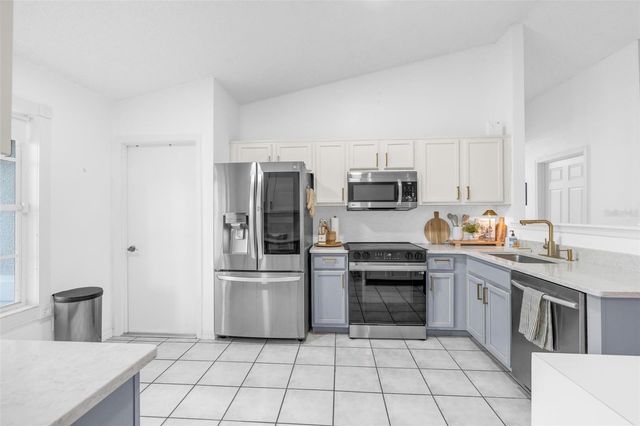 2704 LIBBYS LANE, Ocoee, FL 34761