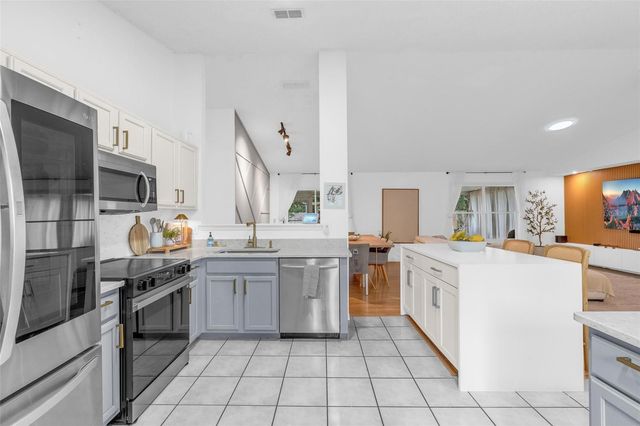 2704 LIBBYS LANE, Ocoee, FL 34761