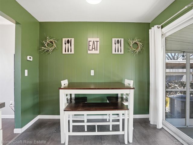 32463 STEINHAUER Street, Westland, MI 48186