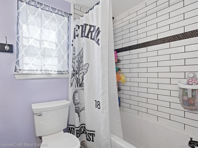 32463 STEINHAUER Street, Westland, MI 48186