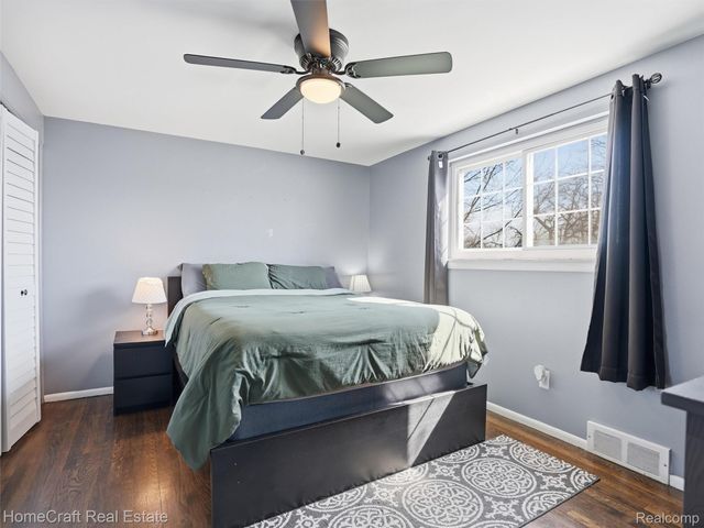 32463 STEINHAUER Street, Westland, MI 48186