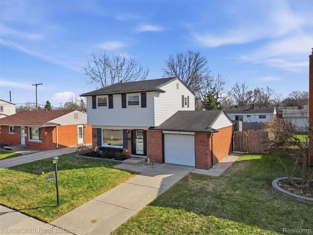 32463 STEINHAUER Street, Westland, MI 48186