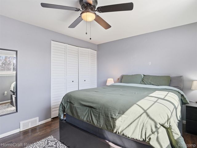 32463 STEINHAUER Street, Westland, MI 48186