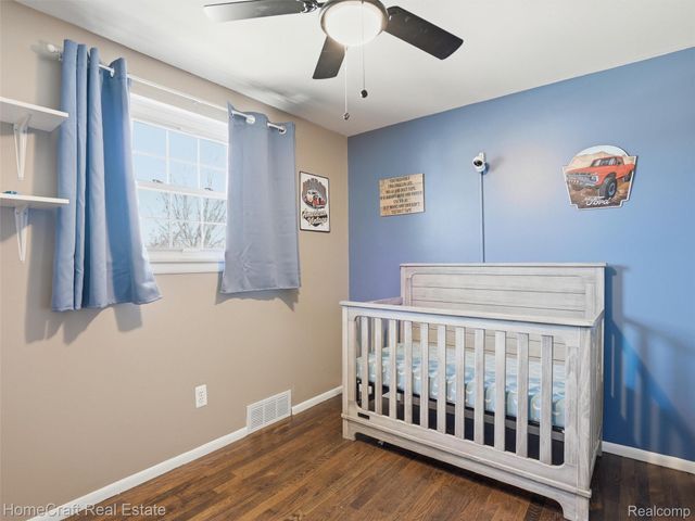 32463 STEINHAUER Street, Westland, MI 48186