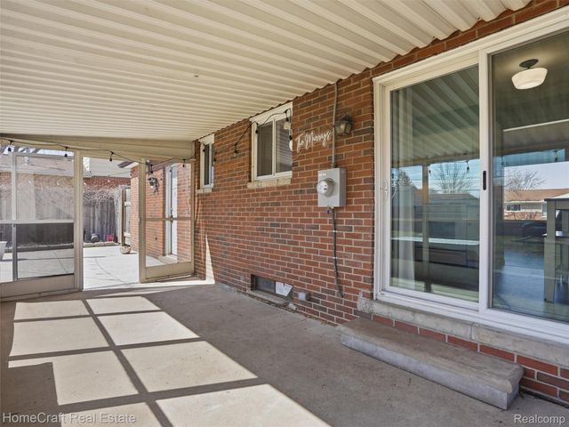 32463 STEINHAUER Street, Westland, MI 48186