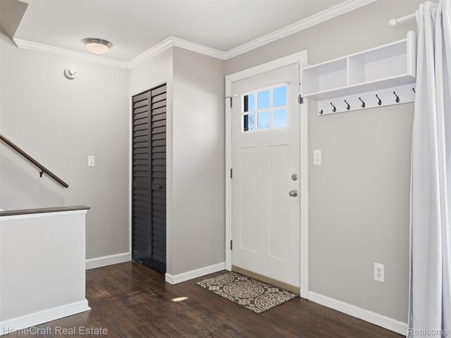 32463 STEINHAUER Street, Westland, MI 48186